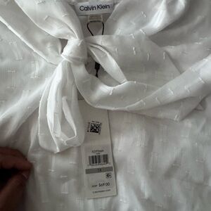 Calvin Klein White Textured Bow-Accent Women's Top